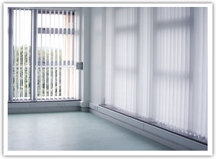Linea 100 Verticle Fresco Solar Shading 